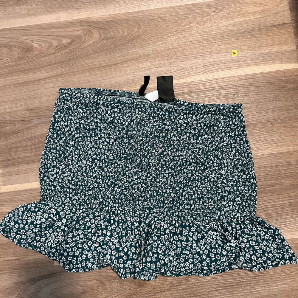 Ruffle skirt